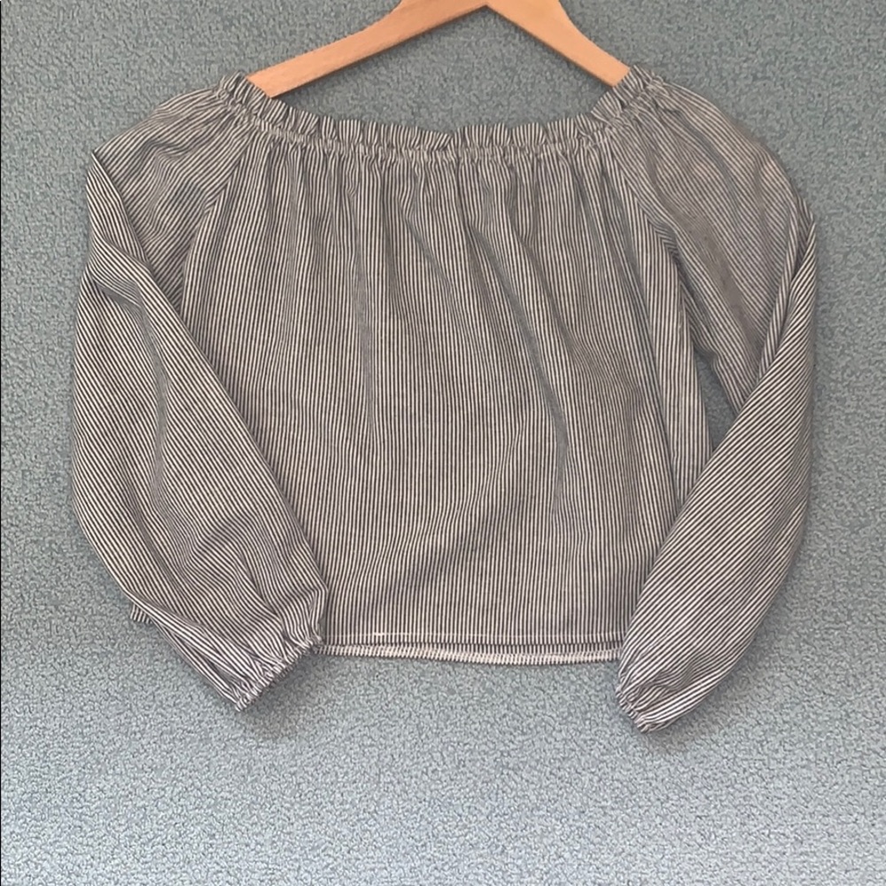 Brandy Melville Off-the-Shoulder Top